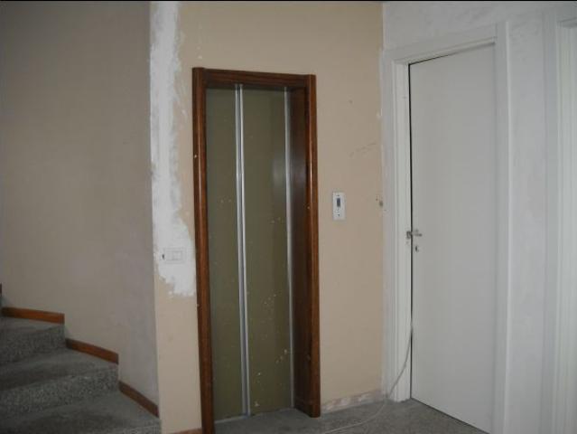 Ufficio in vendita a Marche, Ascoli Piceno