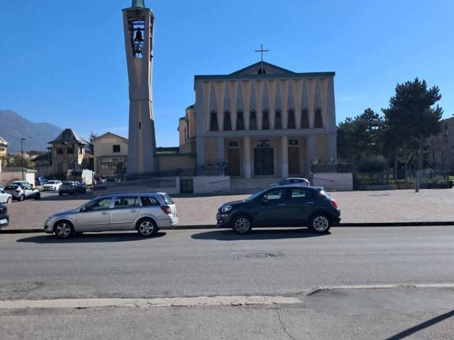 Ufficio in vendita a Avezzano, L'Aquila