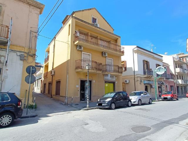 Ufficio in vendita a Barcellona, Barcellona Pozzo Di Gotto