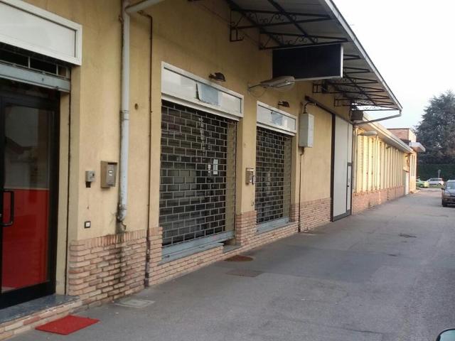 Ufficio in vendita a Bareggio, Lombardia