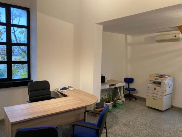 Ufficio in vendita a Bari