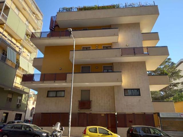 Ufficio in vendita a Puglia, Bari