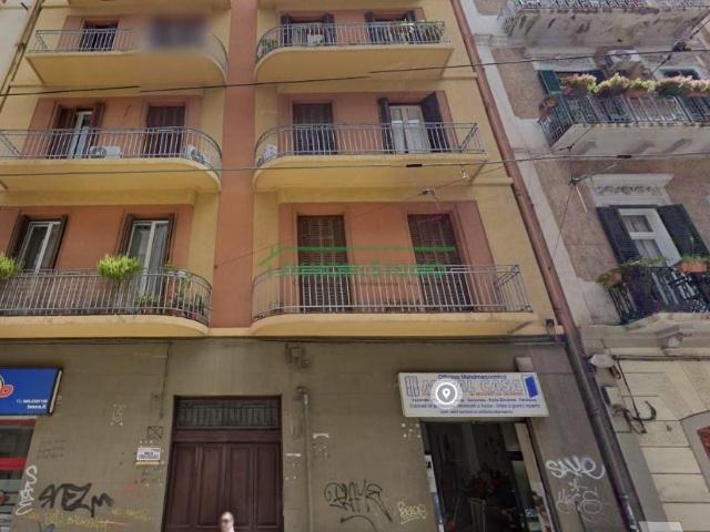 Ufficio in vendita a Municipio 1, Puglia