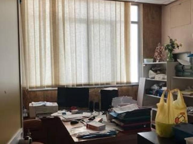 Ufficio in vendita a Municipio 1, Puglia