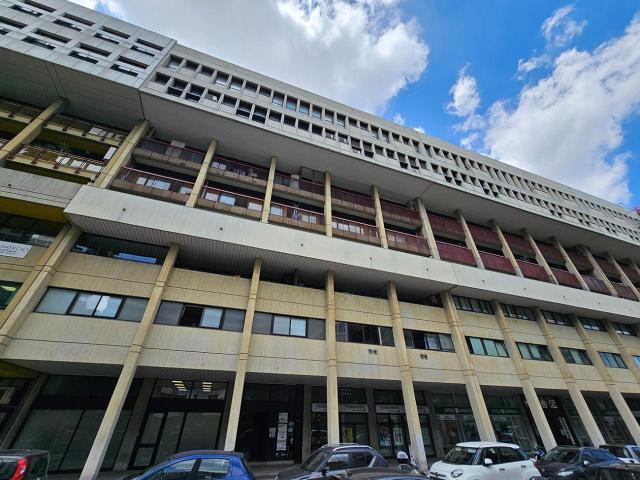 Ufficio in vendita a Mungivacca, Puglia