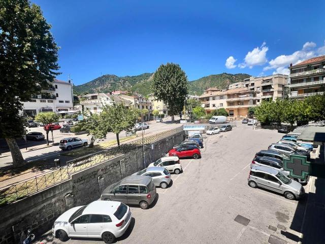 Ufficio in vendita a Sava, Baronissi
