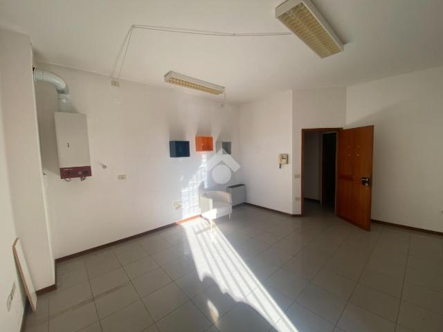 Ufficio in vendita a San Vito, Bassano Del Grappa