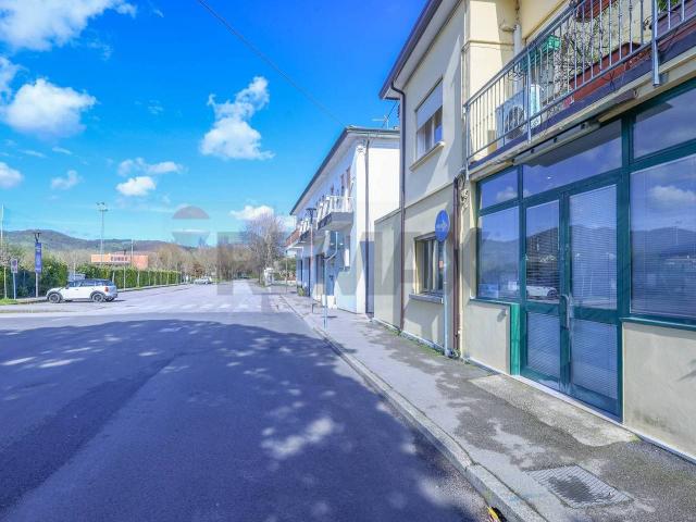 Ufficio in vendita a Battaglia Terme, Veneto