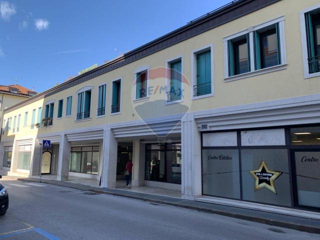Ufficio in vendita a Lambioi, Zoldo Alto