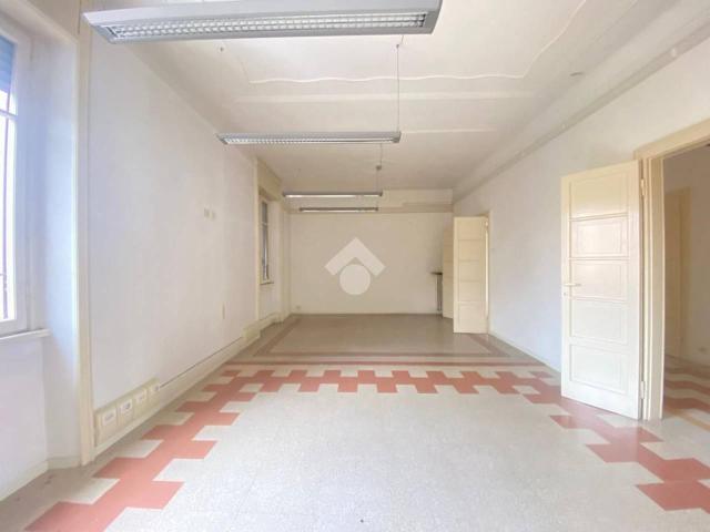 Ufficio in vendita a Borgo Palazzo, Bergamo