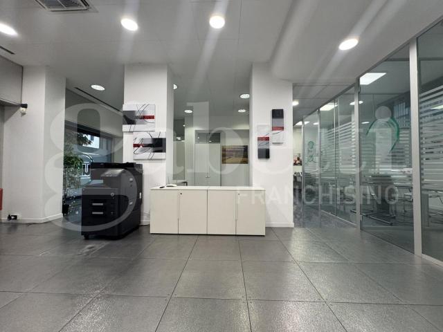 Ufficio in vendita a Borgo Palazzo, Bergamo