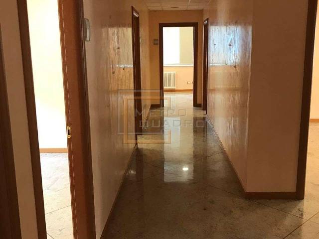 Ufficio in vendita a Borgo Palazzo, Bergamo