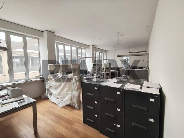 Ufficio in vendita a Borgo Palazzo, Bergamo