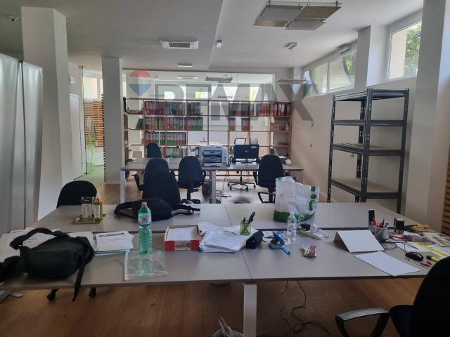 Ufficio in vendita a Loreto, Bergamo