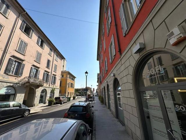 Ufficio in vendita a Loreto, Bergamo