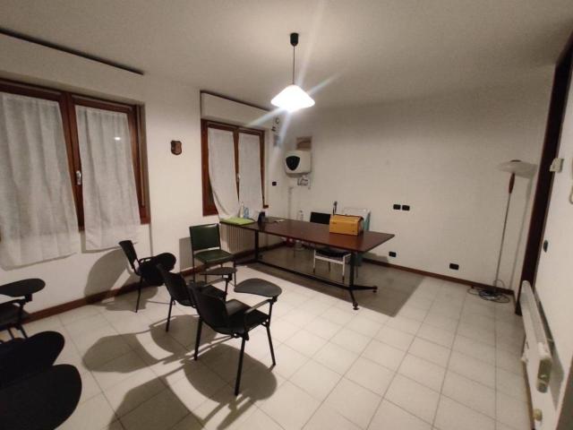 Ufficio in vendita a Ronchi, Bergamo