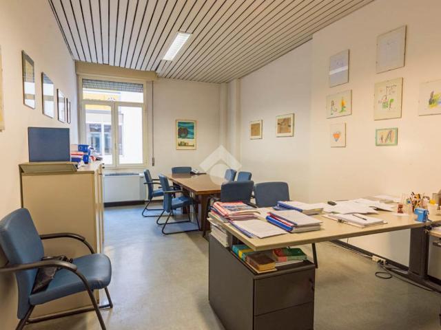 Ufficio in vendita a Città Alta, Bergamo