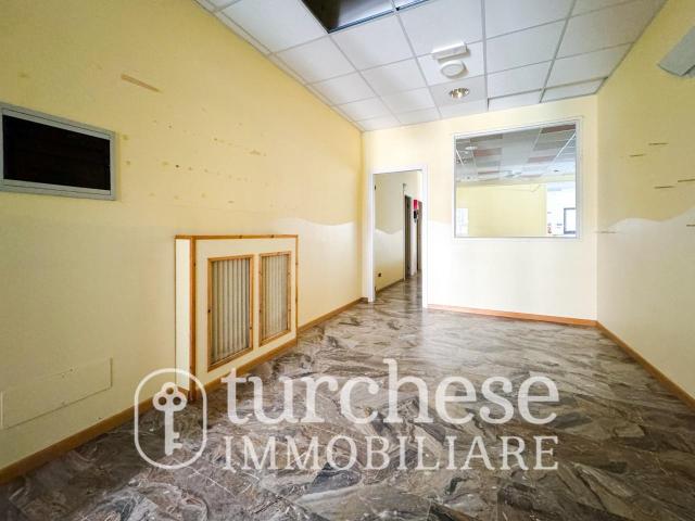 Ufficio in vendita a Monterosso, Bergamo