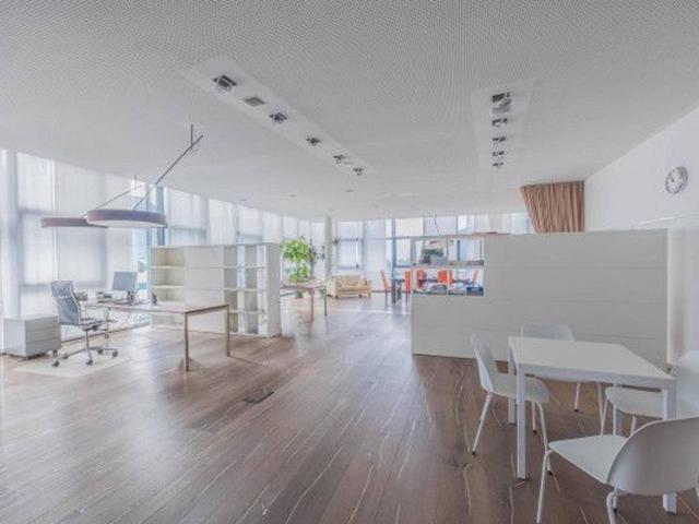 Ufficio in vendita a Oltrisarco-Aslago - Oberau-Haslach, Bolzano - Bozen