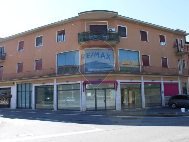 Ufficio in vendita a Bonate Sotto, Lombardia