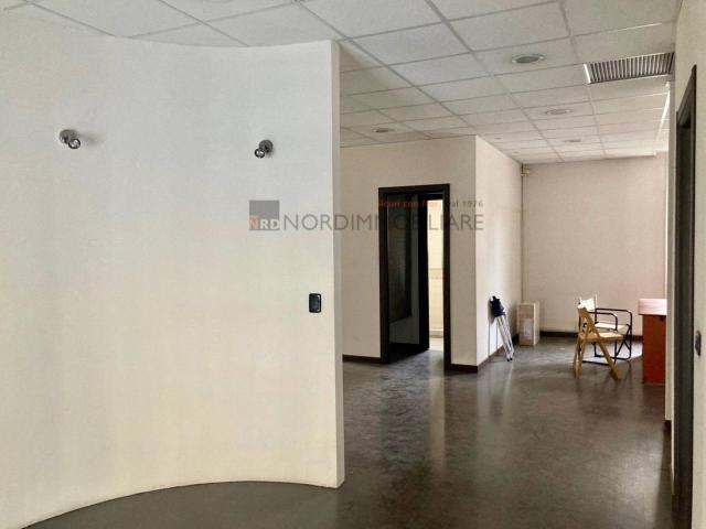 Ufficio in vendita a Zona Centro, Brescia