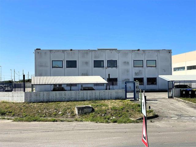 Ufficio in vendita a Puglia, Brindisi