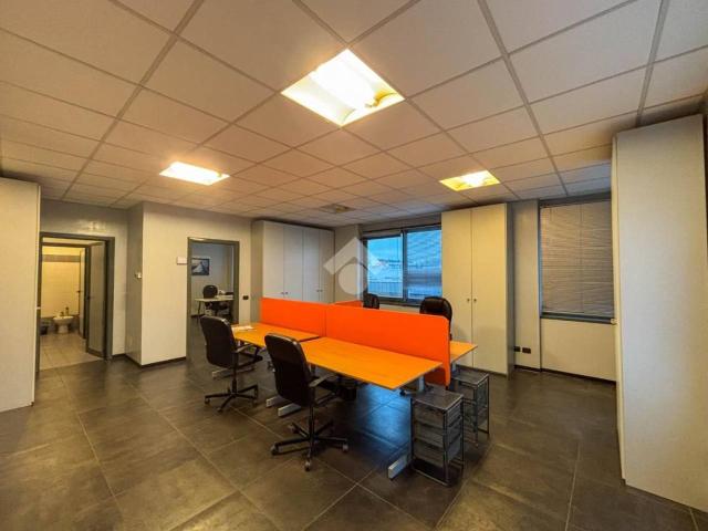 Ufficio in vendita a Brugherio, Lombardia