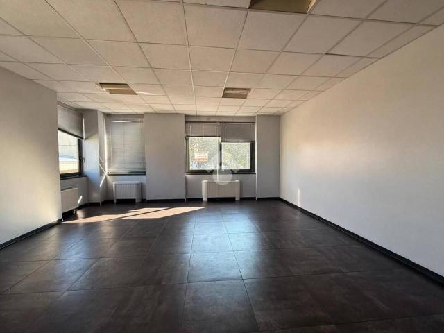 Ufficio in vendita a Baraggia, Brugherio