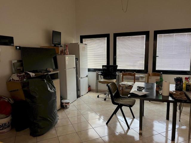Ufficio in vendita a Budrio, Reggio Emilia