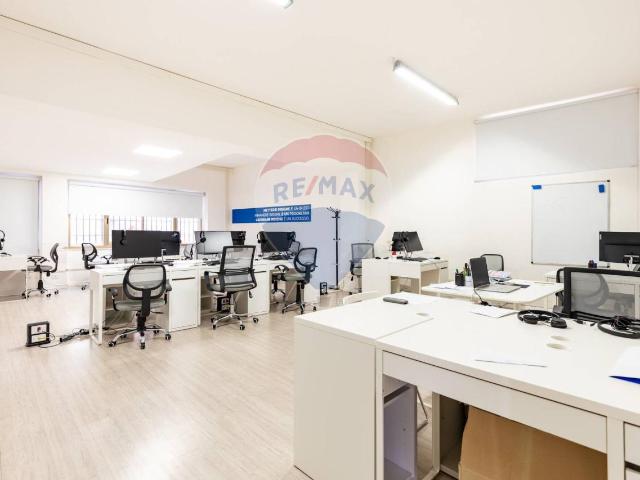 Ufficio in vendita a Stampaxi/Stampace, Cagliari