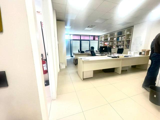 Ufficio in vendita a Caldiero, Veneto