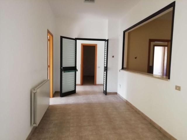 Ufficio in vendita a San Luca, Caltanissetta