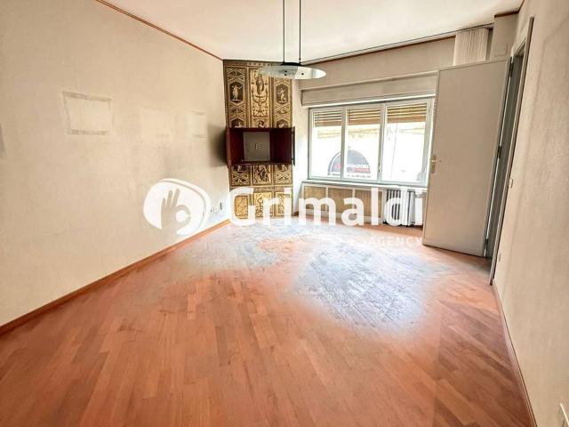 Ufficio in vendita a Quartiere Provvidenza, Caltanissetta