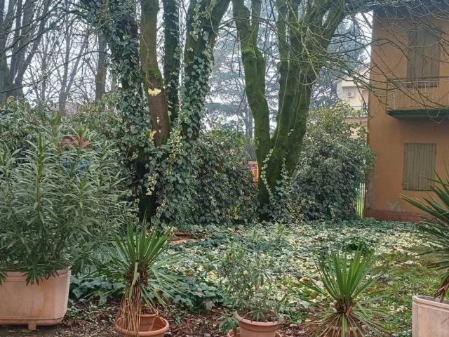 Ufficio in vendita a Pianura Reggiana, Re