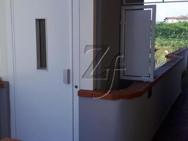 Ufficio in vendita a Santa Maria, Campi Bisenzio