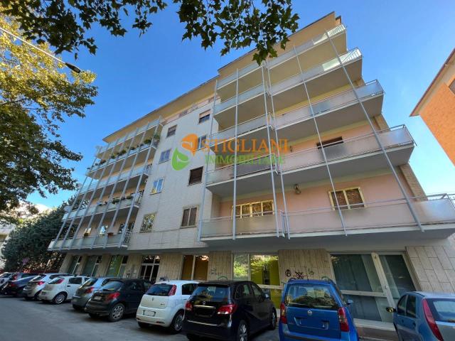 Ufficio in vendita a Campobasso, Molise