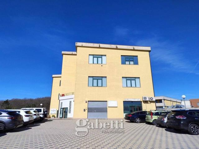 Ufficio in vendita a Campobasso, Molise