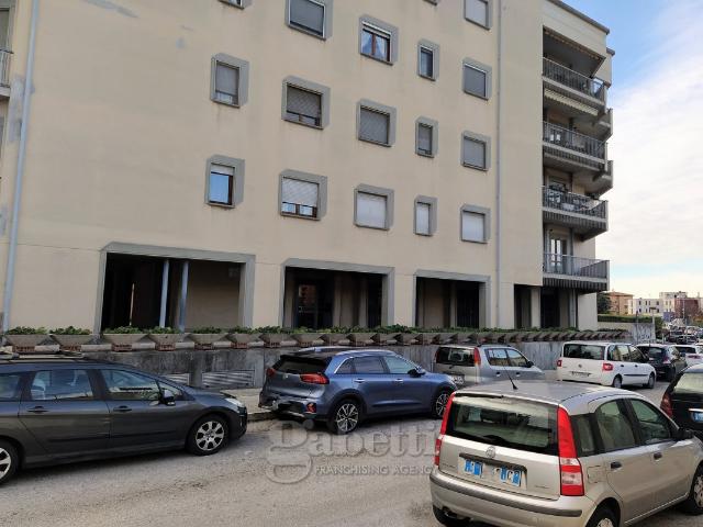 Ufficio in vendita a Campobasso, Molise