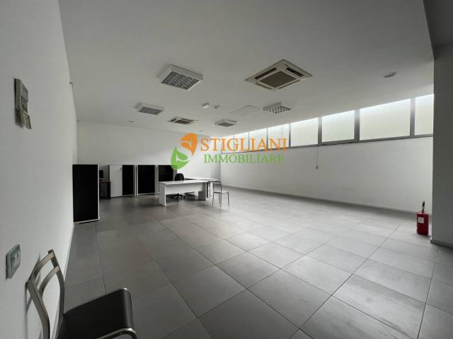 Ufficio in vendita a Campobasso, Molise
