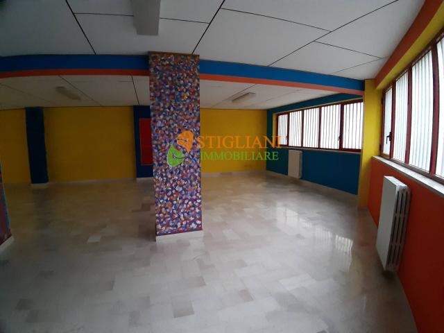Ufficio in vendita a Campobasso, Molise