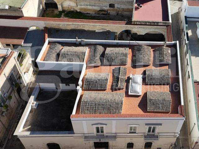 Ufficio in vendita a Puglia, Barletta-andria-trani