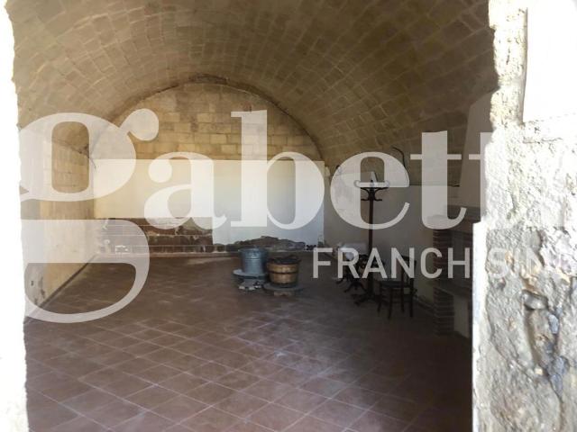 Ufficio in vendita a Puglia, Barletta-andria-trani