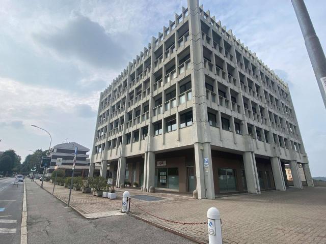Ufficio in vendita a Cantù, Lombardia