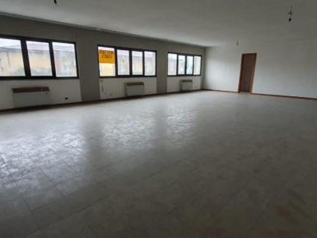 Ufficio in vendita a Capannori, Lucca