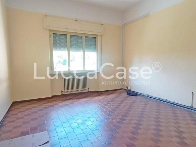 Ufficio in vendita a Capannori, Toscana