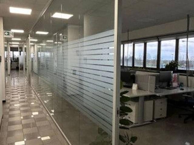 Ufficio in vendita a Caponago, Lombardia