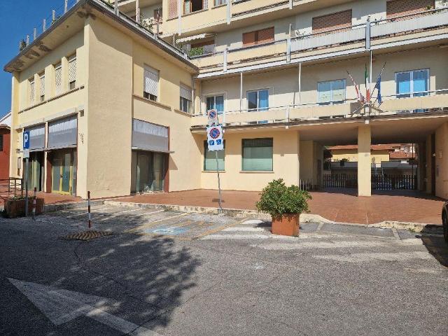 Ufficio in vendita a Limite sull'Arno, Capraia