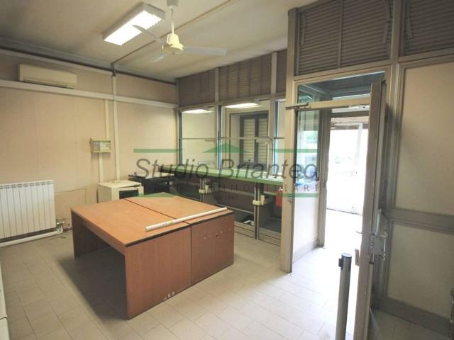 Ufficio in vendita a Realdino, Carate Brianza