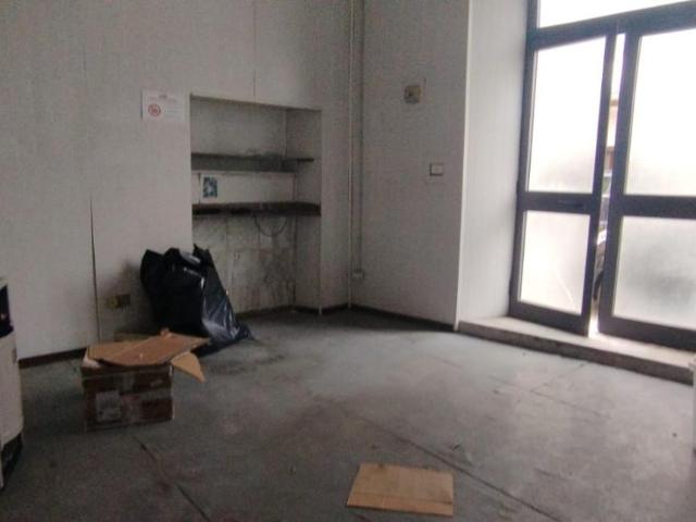 Ufficio in vendita a Fabbrica, Carrara