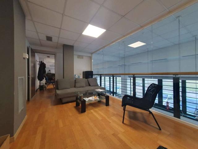 Ufficio in vendita a Cagnola, Cartura